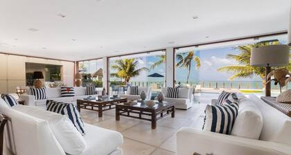 Casa dos Corais - Foot in the Sand by Carpediem