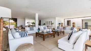 Nhà gỗ cơ bản | Nội thất