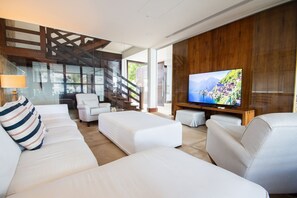 Basic Chalet | Interior