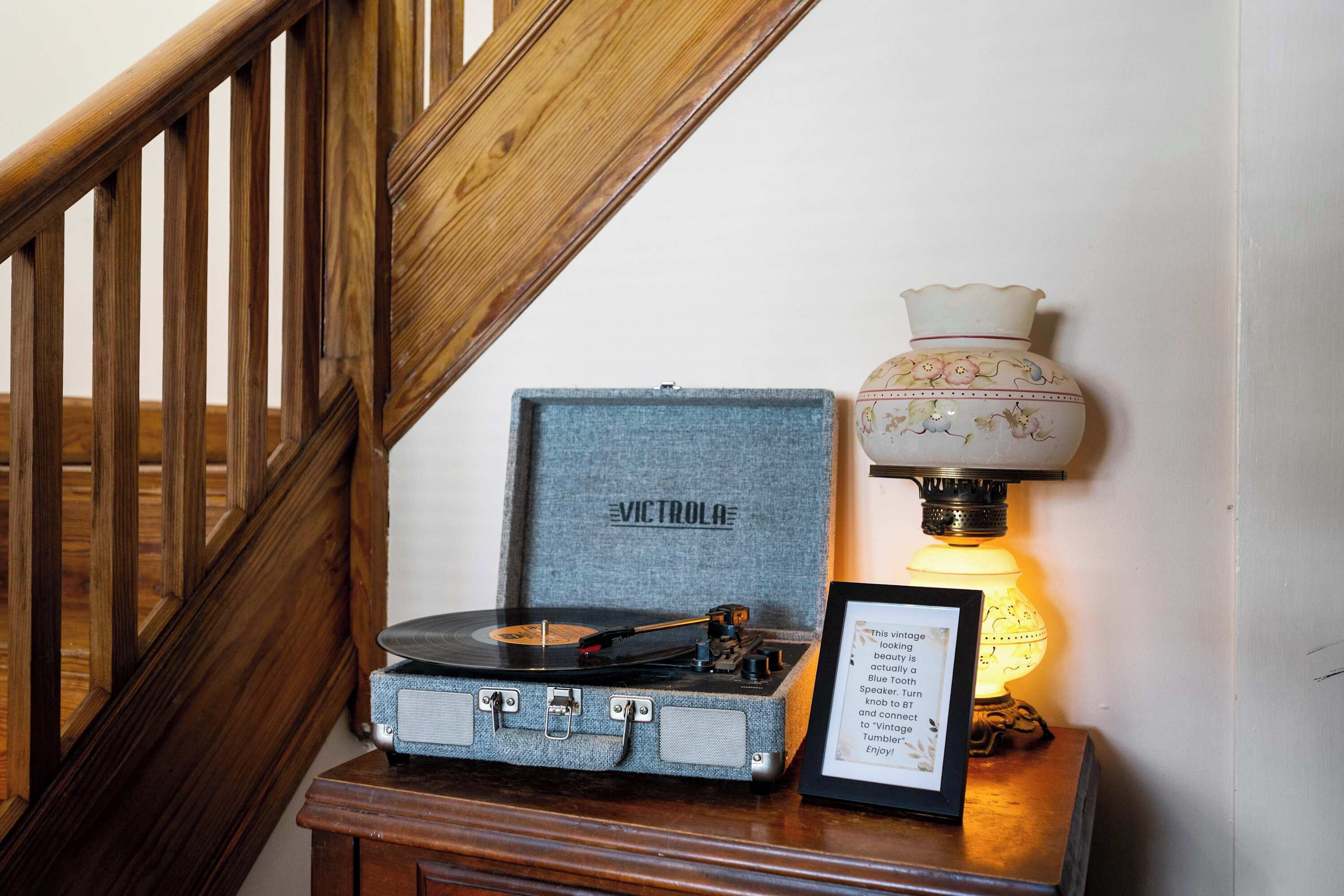 Hus, flere senger, terrasse, hageutsikt (Grandma’s House) | Oppholdsområde