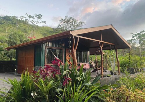 Chorotega Casa Delightful 1-bedroom cabin surrounded by nature and beauty 