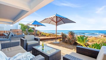 House (6 Bedrooms) | Interior