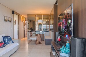 Interior - Wai Wai #a405 - Ape Vista Mar por Carpediem (Caucaia)