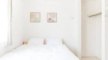 3 bedrooms, WiFi, bed sheets