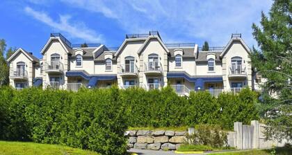 Condo Alpina - 3204 | Cozy Retreat in St-Sauveur