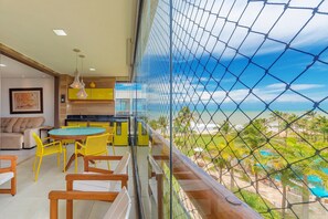 Outdoor dining - Wai Wai #a406 - Beachfront Resort By Carpediem (Caucaia)