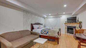 1 habitación, wifi y ropa de cama