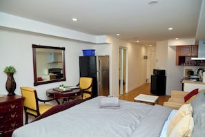 Imagen sin descripción, 3 de 30, botón