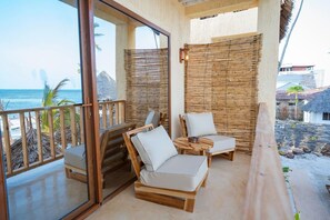 Quarto casal luxo, sacada, vista para a praia