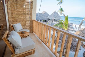 Quarto casal luxo, sacada, vista para a praia