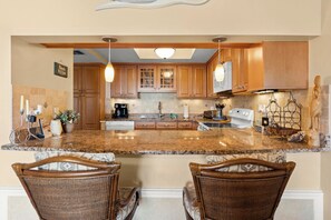 Fridge, microwave, oven, stovetop - Tastefully Appointed Ground Floor Condo Just Steps From Beach Access! (St. Augustine Beach)