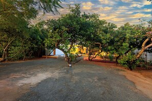 Property grounds - Welcome Grand Villa with Private Pool (Vanur)