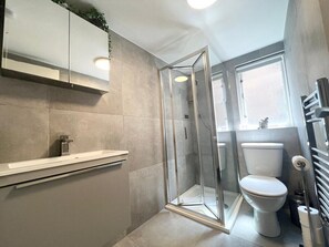 Bathroom - Central London Studio Apartment! (St. James's)