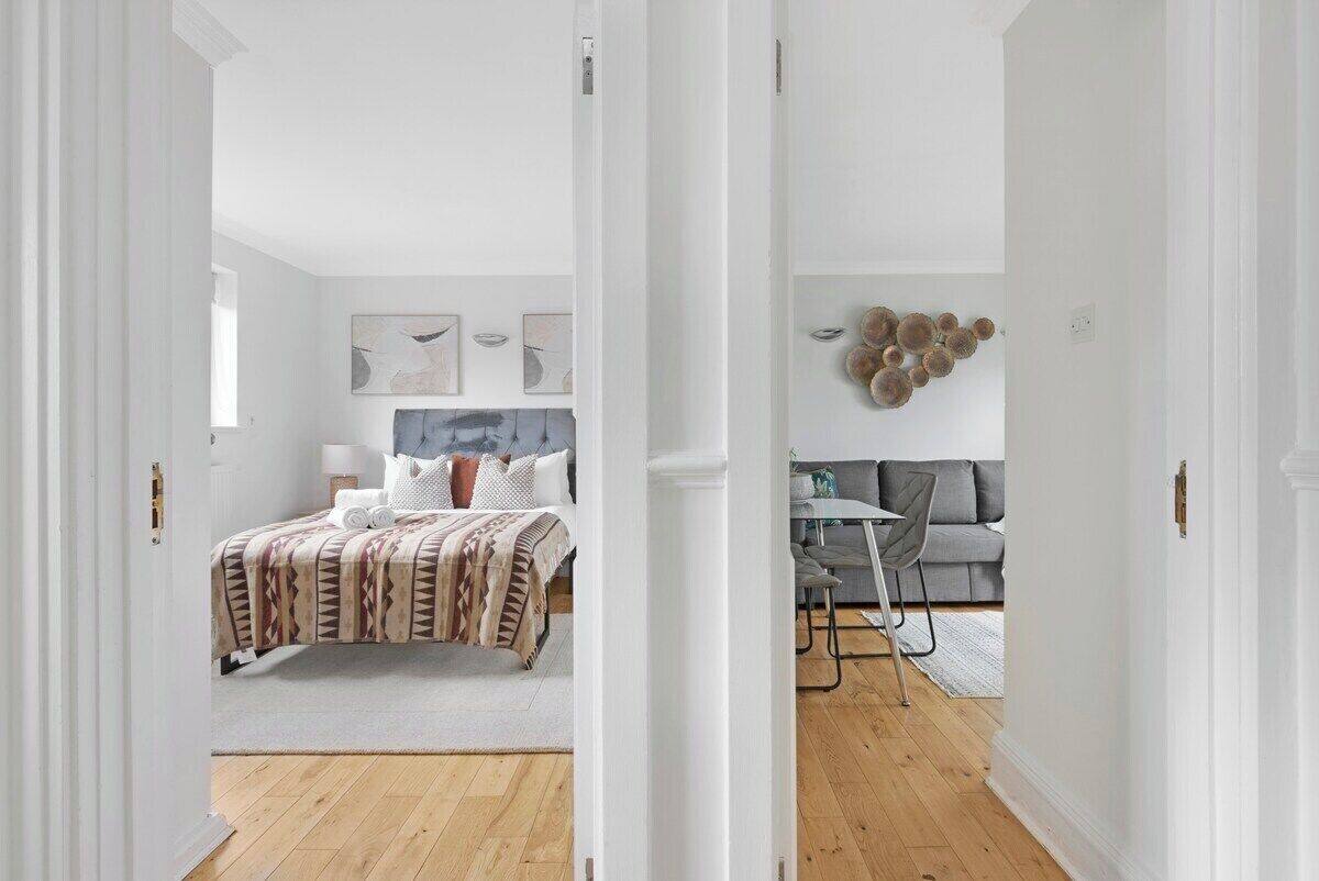 2 間睡房、熨斗/熨衫板、Wi-Fi、床單