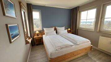 2 Schlafzimmer, Reisekinderbett, WLAN