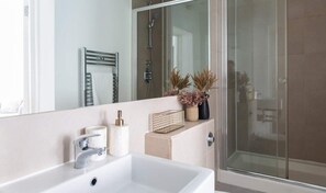 Towels - 3 Bed- Central London- Private Garden (London)