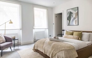 4 chambres, fer et planche à repasser, Wi-Fi, draps fournis