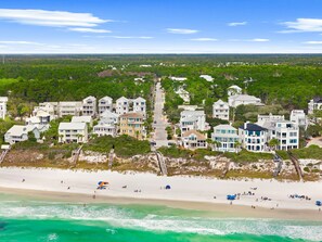 Beach nearby - Coastal 30A Retreat - 4BR - Sleeps 8 - Walk to Beach (Santa Rosa Beach)