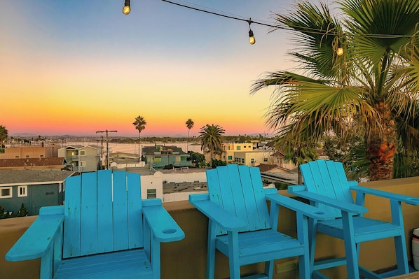 Terrace/patio - Great for Families,Amazing Rooftop Deck,Walk 2 Beach W/AC + Parking! (San Diego)
