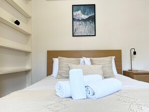 4 Schlafzimmer, Bügeleisen/Bügelbrett, WLAN, Bettwäsche