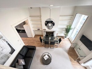 Unclassified image, 3 of 25, button - Large 3 Bed / 3 Bath Apartment- Central London (London)