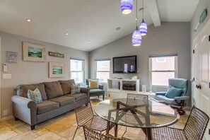 TV - Steps 2 Beach, Great for Couples W/Parking, Amazing Reviews! (San Diego)