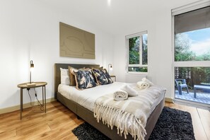 Unclassified image, 4 of 22, button - Ground Floor Garden Flat- Belsize Park (Hampstead)