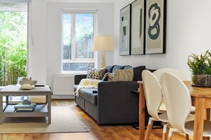 Unclassified image, 5 of 22, button - Ground Floor Garden Flat- Belsize Park (Hampstead)