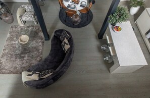 TV - Mayfair Loft Apartment! (London)