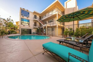 Pool - Pet Friendly 2 bedroom in Point Loma Overlooking Kellogg Beach - Stay for 30 days! (San Diego)
