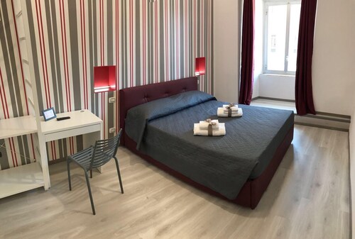 Superior room 1 3 people Piazza Bologna