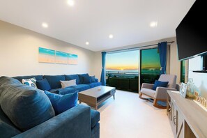 TV - Perfect for Families,Beachfront,Walk to Everything! (San Diego)