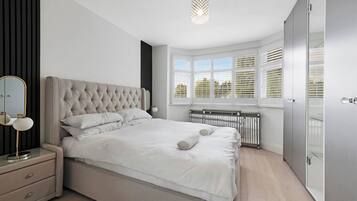 3 bedrooms, WiFi, bed sheets