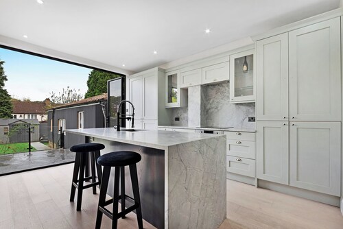 3 Bed House- Free Parking | Garden | Harry Potter