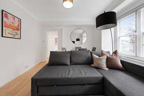 Unclassified image, 3 of 23, button - Bright 1 Bed Apartment- Central London (London)