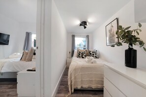 Unclassified image, 2 of 26, button - Stylish 2 Bed Apartment in the heart of Camden (London)
