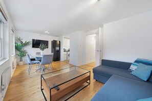 Unclassified image, 4 of 13, button - 1 Bed Apartment- Central London - Marble Arch (London)