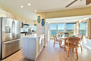 Fridge, microwave, oven, stovetop - Ocean Front, Amazing Views,Best 2BR in Ocean Beach! (San Diego)