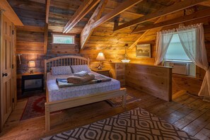 3 bedrooms, iron/ironing board, free WiFi, bed sheets - Waterfront Victoria Cottage,Kayaks,paddle board and canoe Included, Dogs Welcome (Clifton)