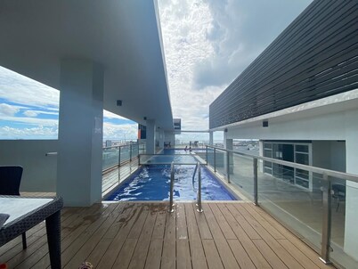 West Jones Residence at the Heart of Cebu City, mountain view, 15th Floor