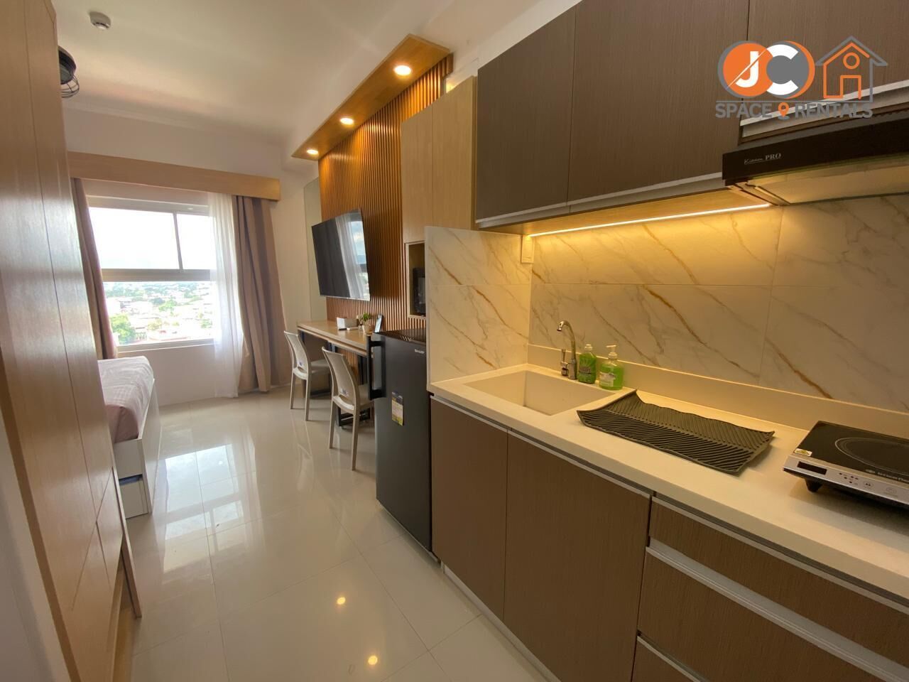 Microwave, stovetop, paper towels