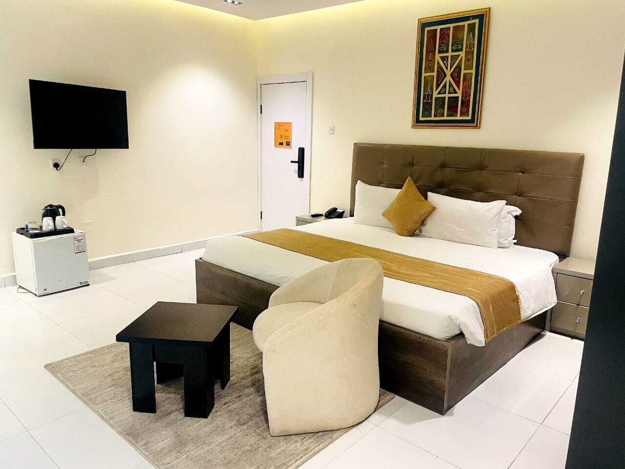 Bügeleisen/Bügelbrett, kostenloses WLAN