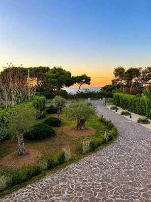 Property grounds - Elba Essence Suites Suite 2 sea and hills view (Portoferraio)