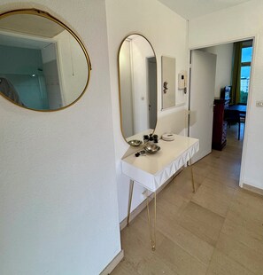 Interior - Lovely apartment in Cannes les Suquet (Cannes)