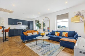 Imagen sin descripción, 5 de 23, botón