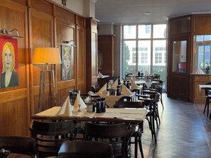 Dining - Strandhotel Sonnenburg (Kuehlungsborn)