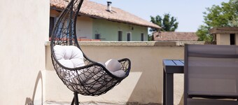 Holiday Home 'La Casa di Noah' with Langhe View, Private Terrace & Wi-Fi