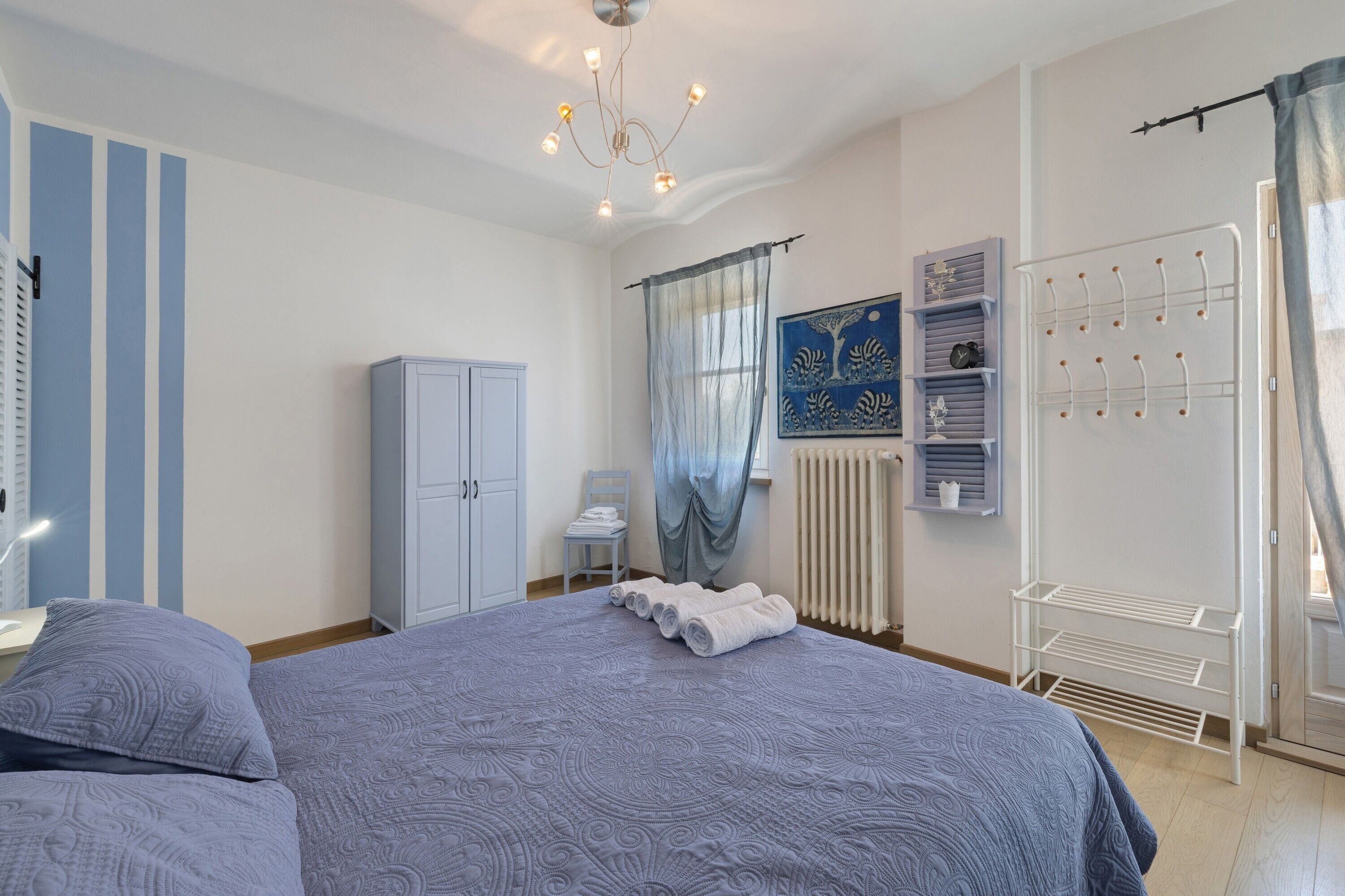 1 chambre, fer et planche à repasser, Wi-Fi, draps fournis