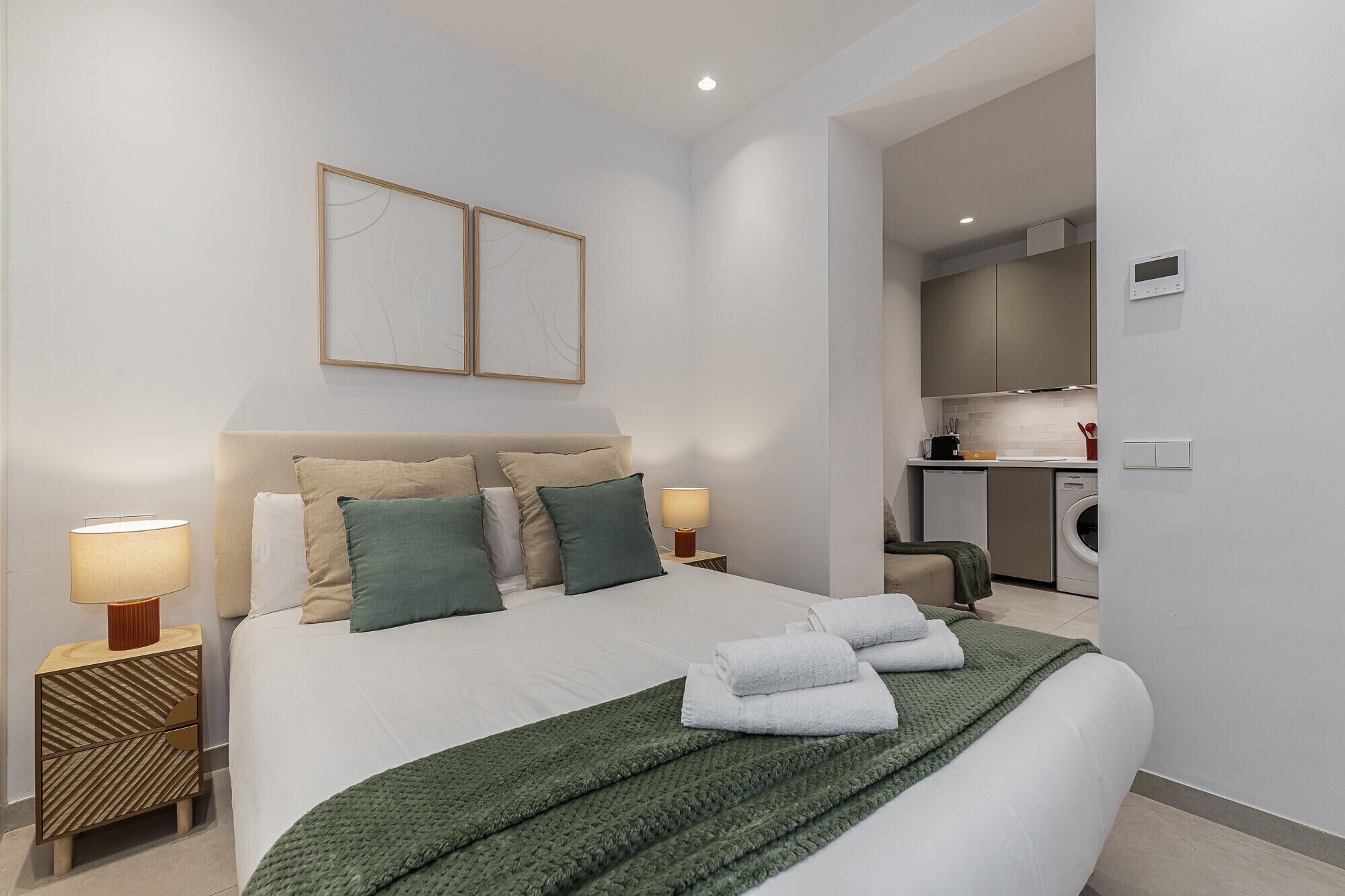1 slaapkamer, een strijkplank/strijkijzer, gratis wifi