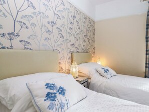 3 camere, con stile personalizzato, con arredamento individuale